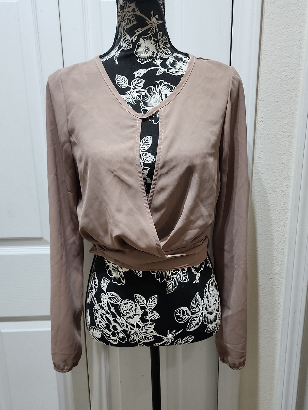 Women's Taupe Long-Sleeve Sheer Wrap Blouse M